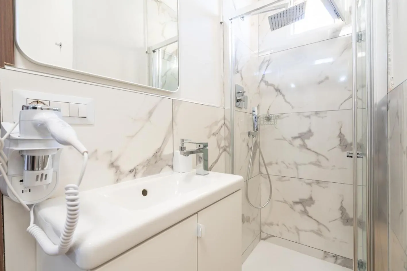 ** Guest house Galleria Del Reno Bologna Italy